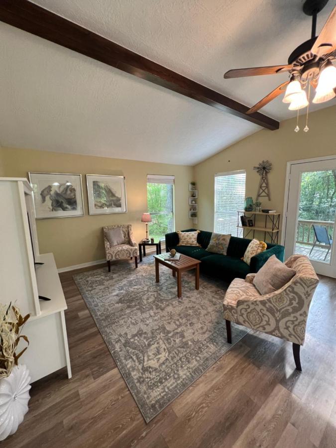 2 Bdrm Treehouse Hideout- Lake Conroe With Boat Ramp مونتغامري المظهر الخارجي الصورة