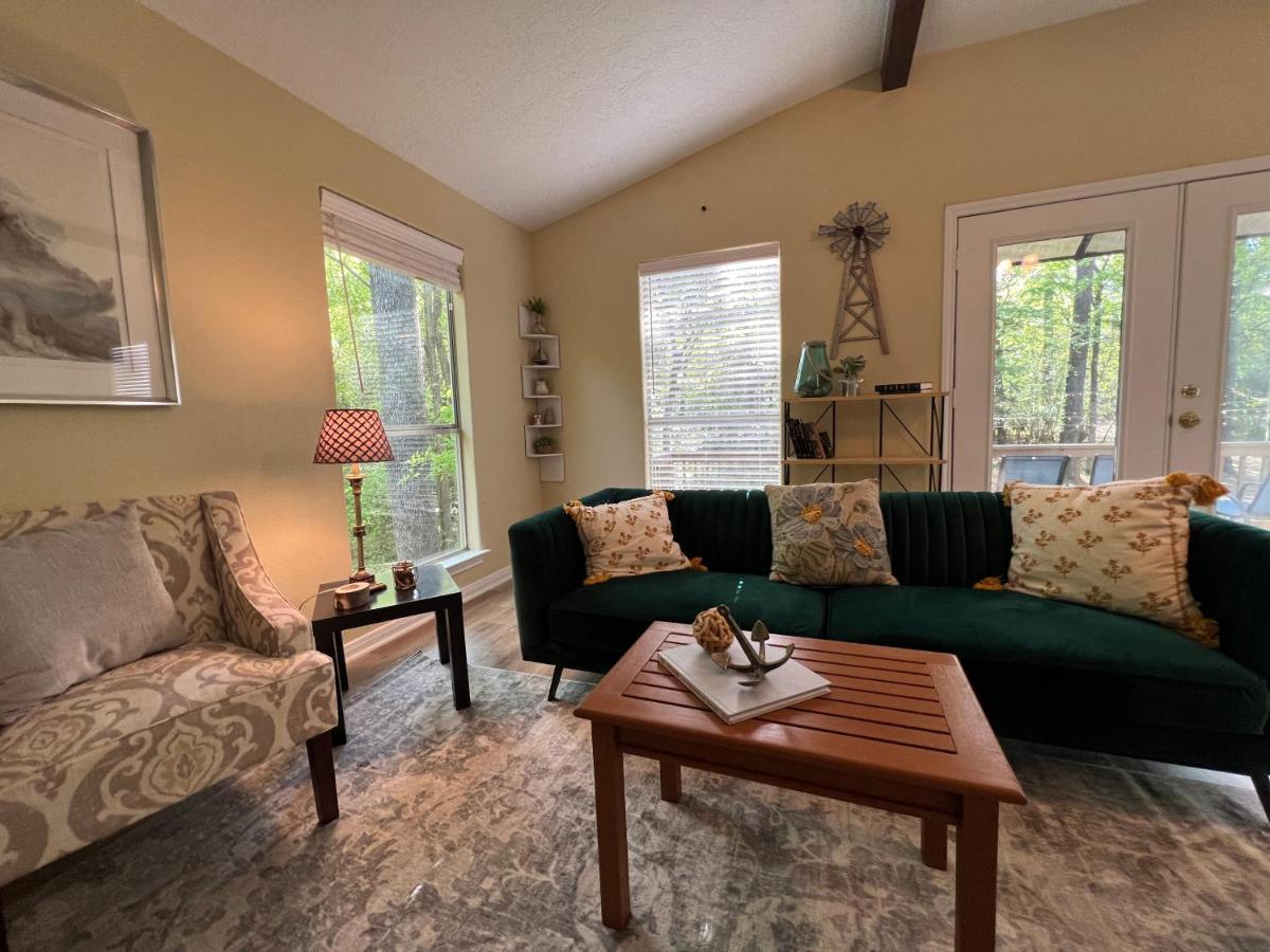 2 Bdrm Treehouse Hideout- Lake Conroe With Boat Ramp مونتغامري المظهر الخارجي الصورة