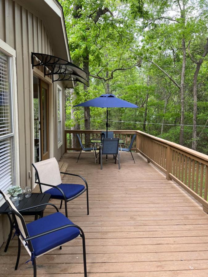 2 Bdrm Treehouse Hideout- Lake Conroe With Boat Ramp مونتغامري المظهر الخارجي الصورة